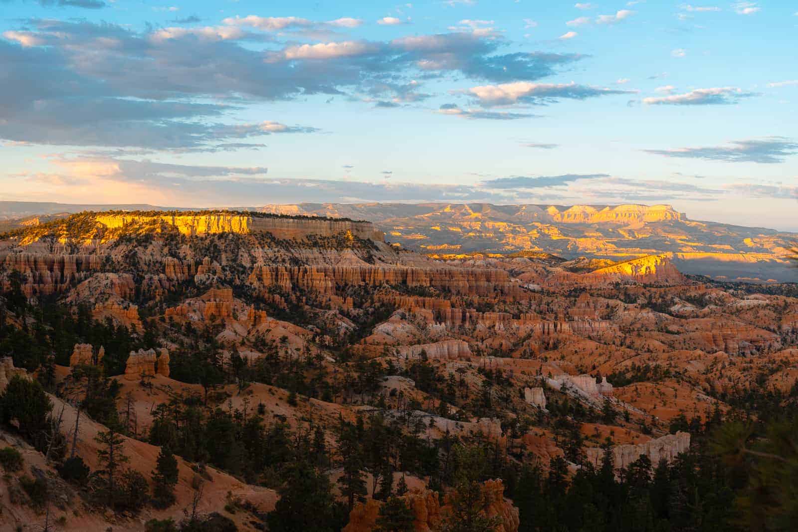 Sunset during one day at Bryce Canyon.